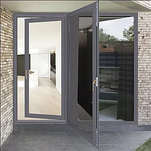 Puerta abatible de aluminio exterior...
