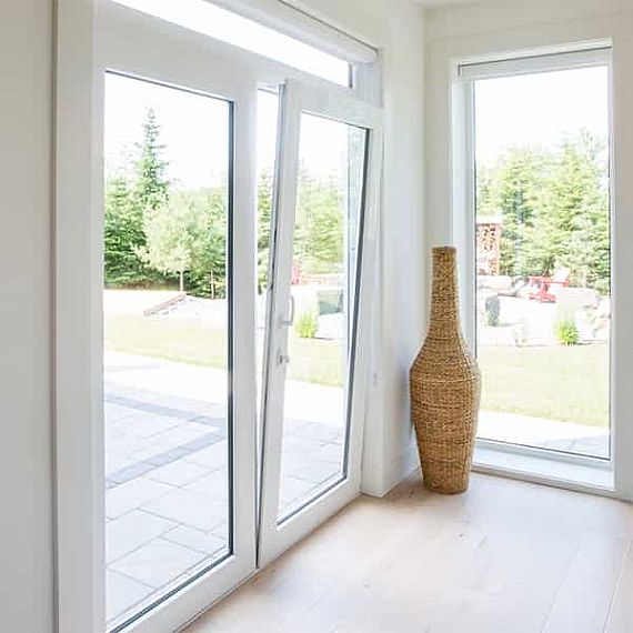 Puerta oscilobatiente TGV70 UPVC